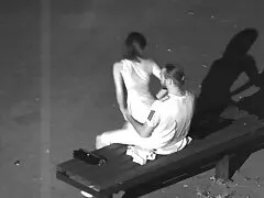 Adolescente caliente usada sexualmente en el vestuario