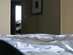 Esposa tetona de al lado sale a tomar un poco de sol