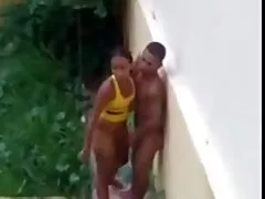 Caliente adolescente belleza coño duro perforando y follando