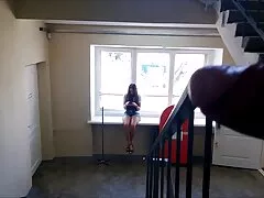La novia de mi hermano simplemente no quiere dejar de burlarse de mí