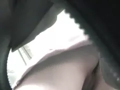 Nena caliente haciendo culo a la boca