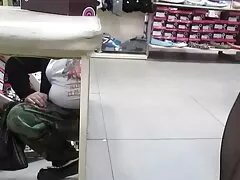Sexy rubia adolescente trató de complacer a una gran polla