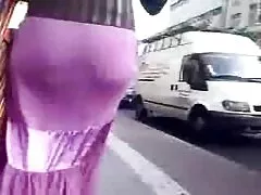Papá atrapó a la hermana de mamá masturbándose